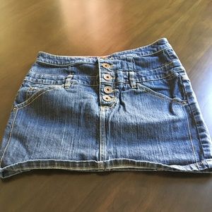 DKNY Jean Mini skirt 💗